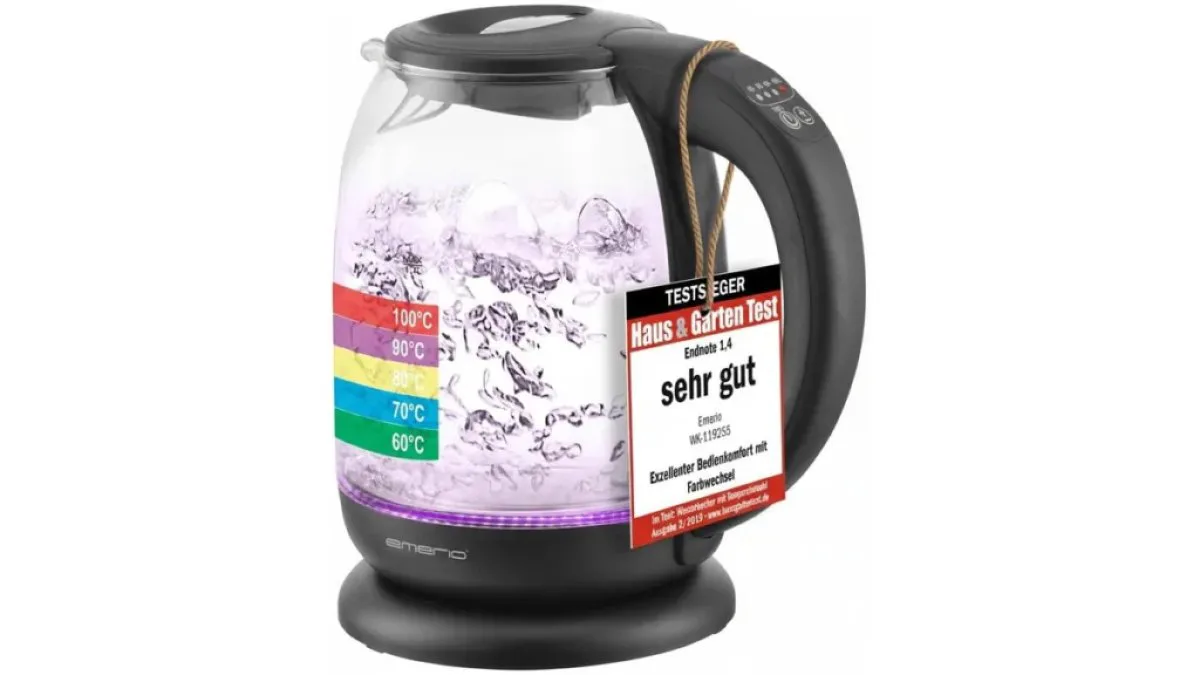EMERIO Glas-Wasserkocher neben Tasse, klares Glasgehäuse sichtbar